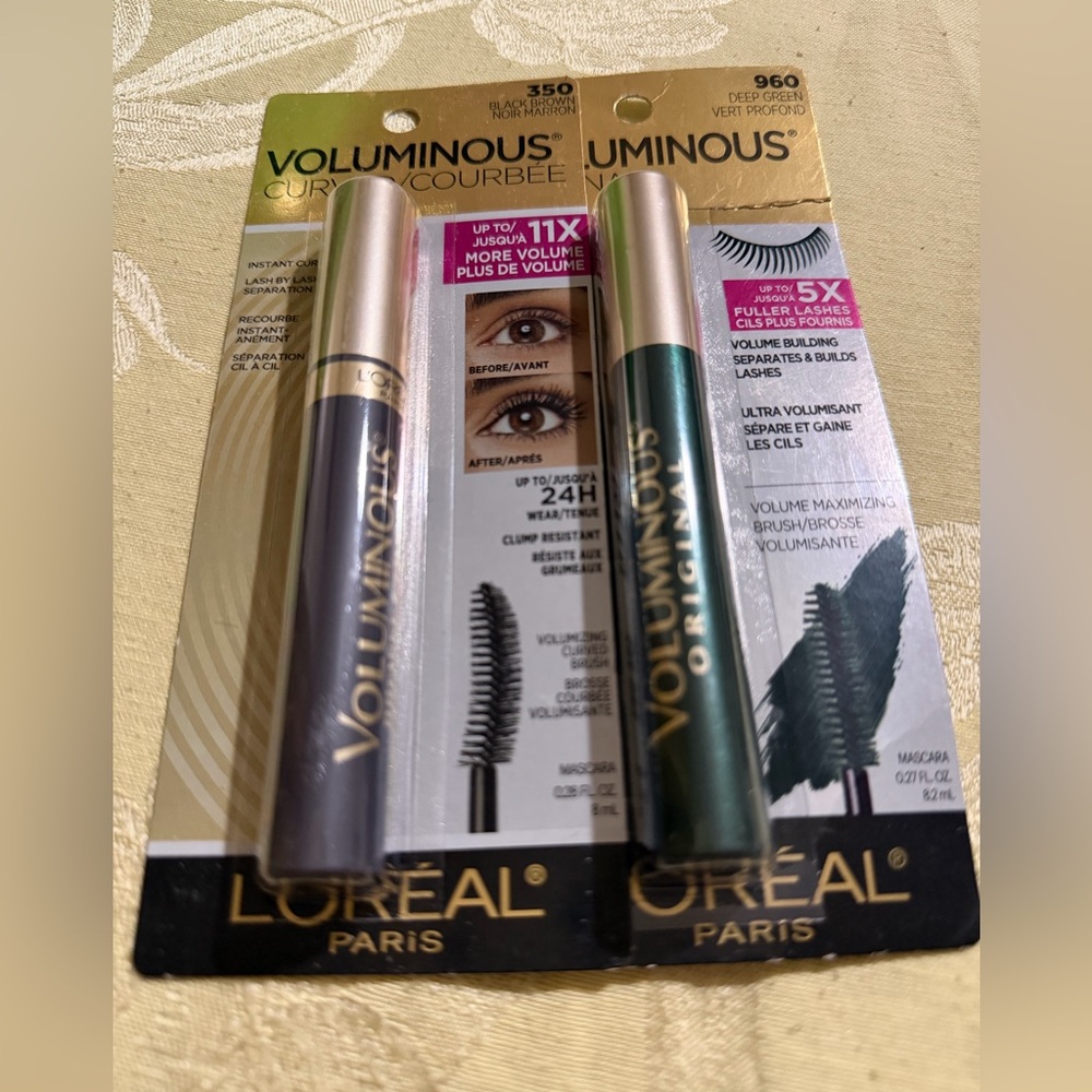 L'Oreal Voluminous Original Mascara in Deep Green